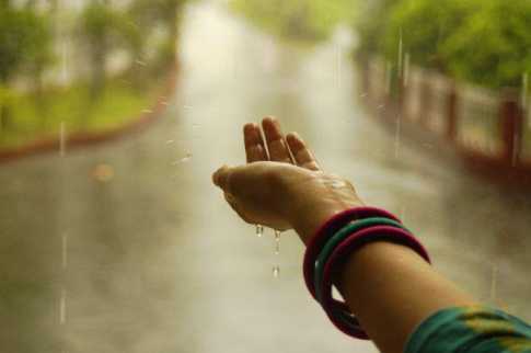 রবিবার দুপুর পর্যন্ত কাঁদবে আকাশ